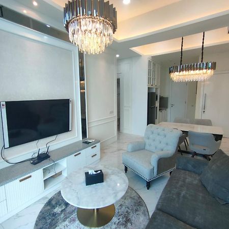 Super Penthouse Stmoritz Apartment, Lippomall Puri Indah جاكرتا المظهر الخارجي الصورة