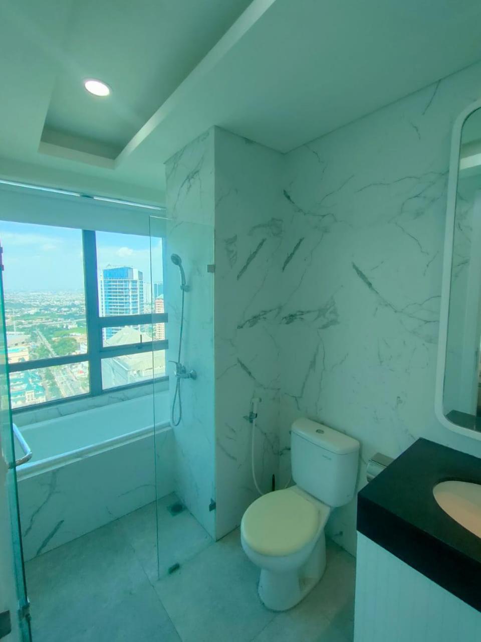 Super Penthouse Stmoritz Apartment, Lippomall Puri Indah جاكرتا المظهر الخارجي الصورة
